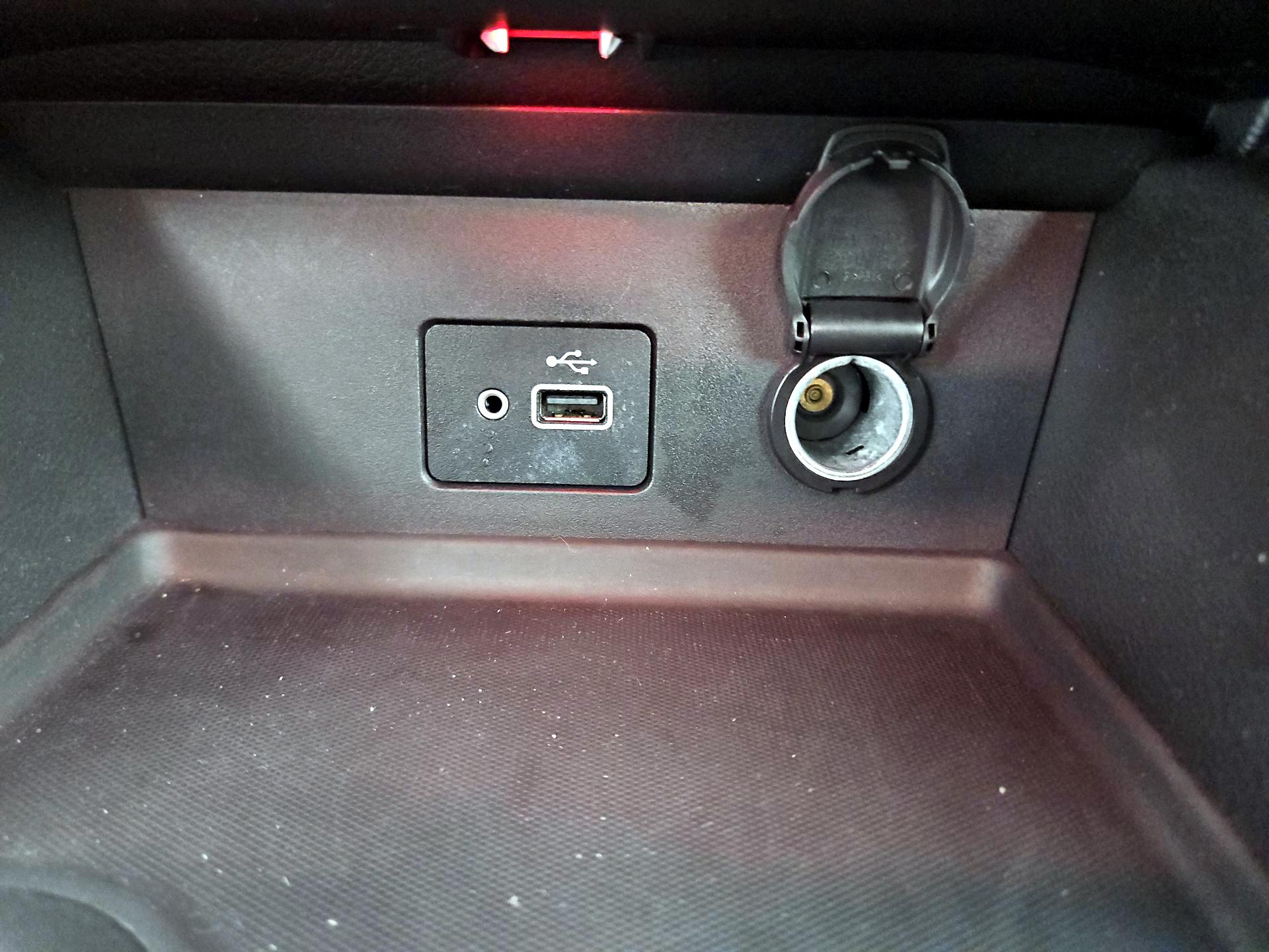 Thumbnail: 2020 Nissan Sentra - 18