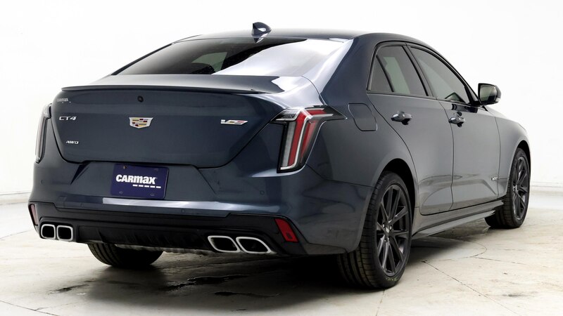 2021 Cadillac CT4 V 8