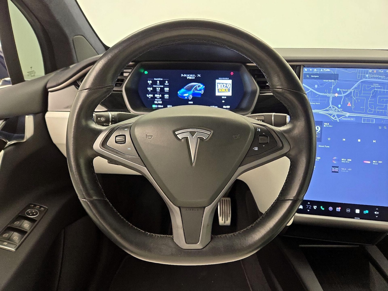 2018 Tesla Model X 75D - Photo 11