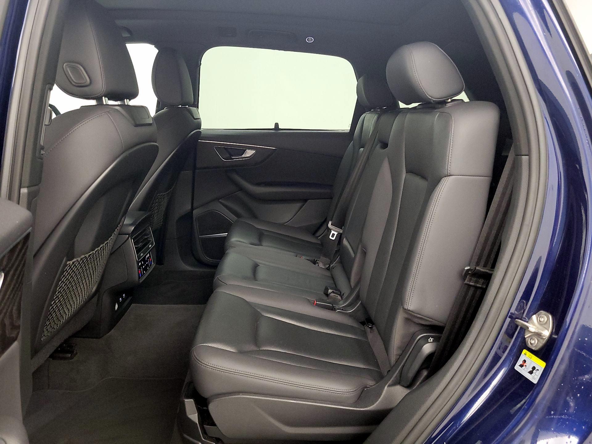 Thumbnail: 2021 Audi Q7 - 18