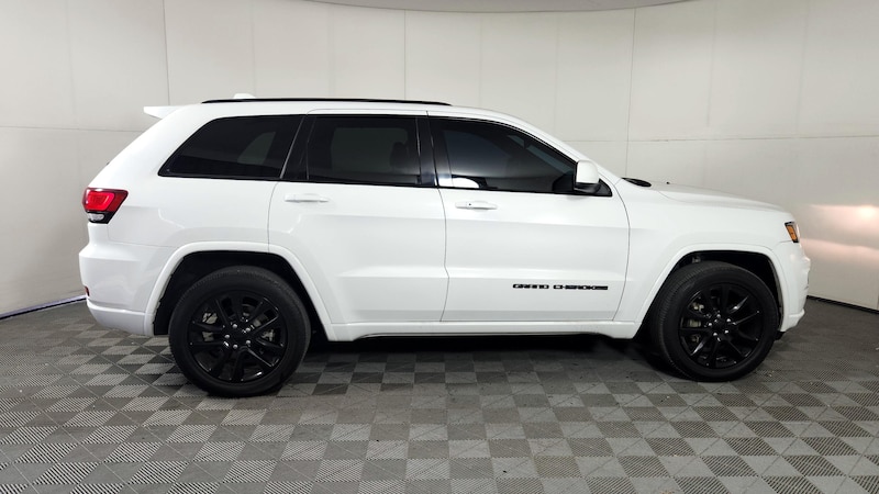 2017 Jeep Grand Cherokee Laredo 4