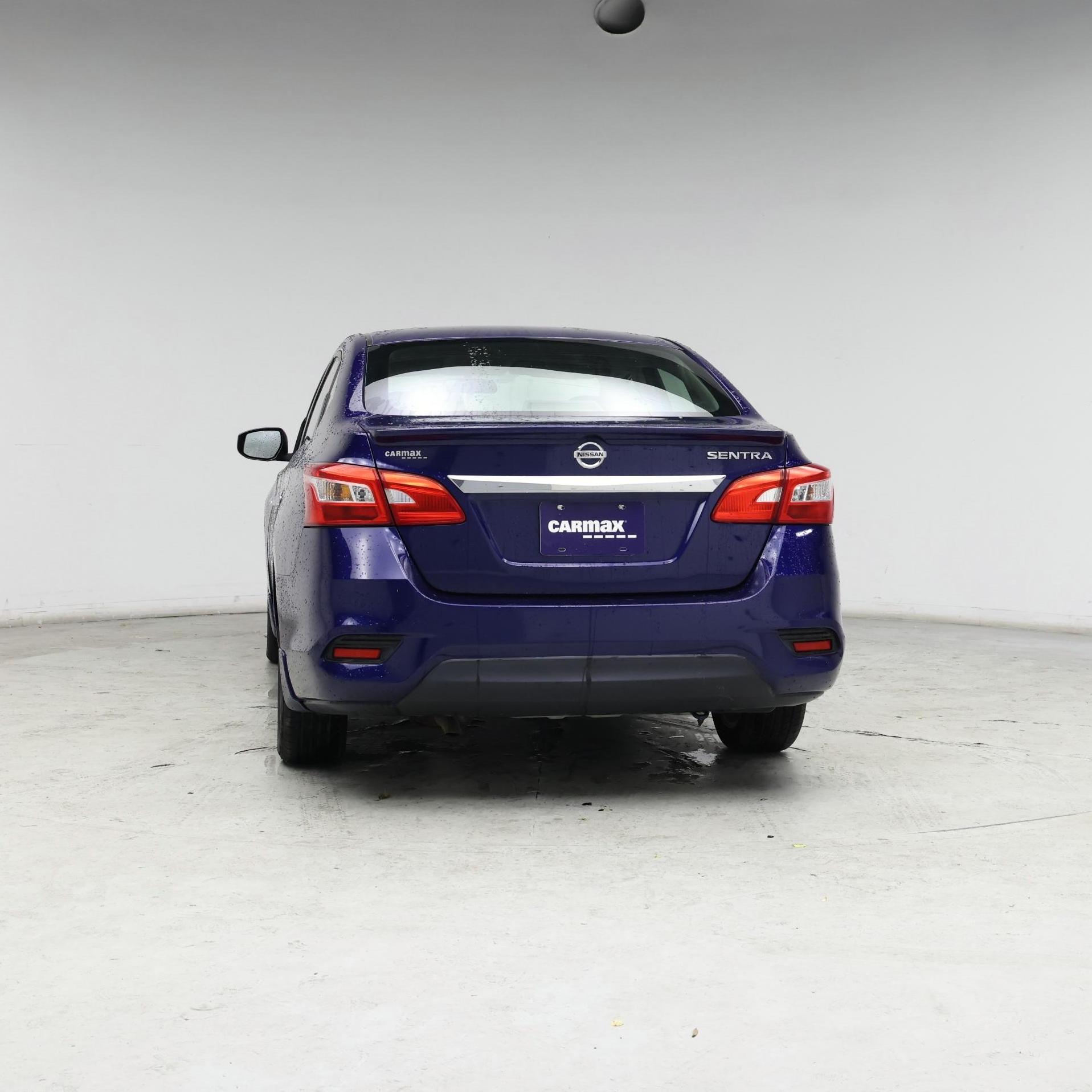 Thumbnail: 2017 Nissan Sentra - 6