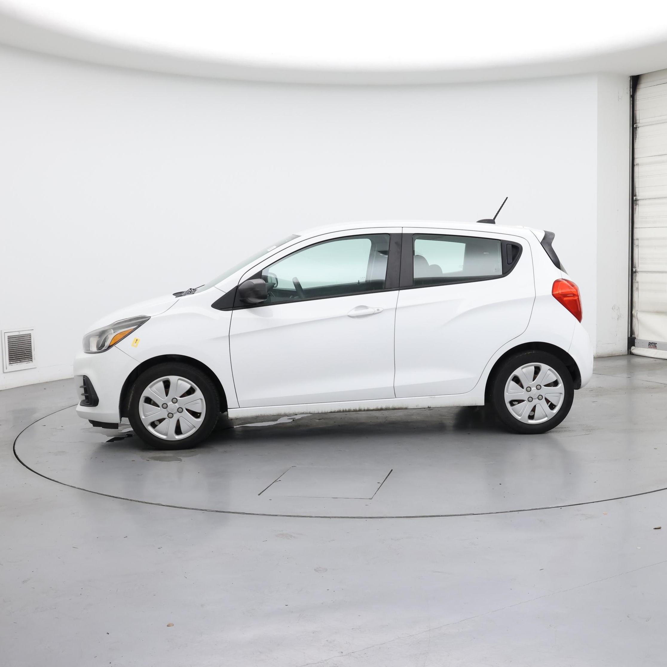 Thumbnail: 2018 Chevrolet Spark - 3