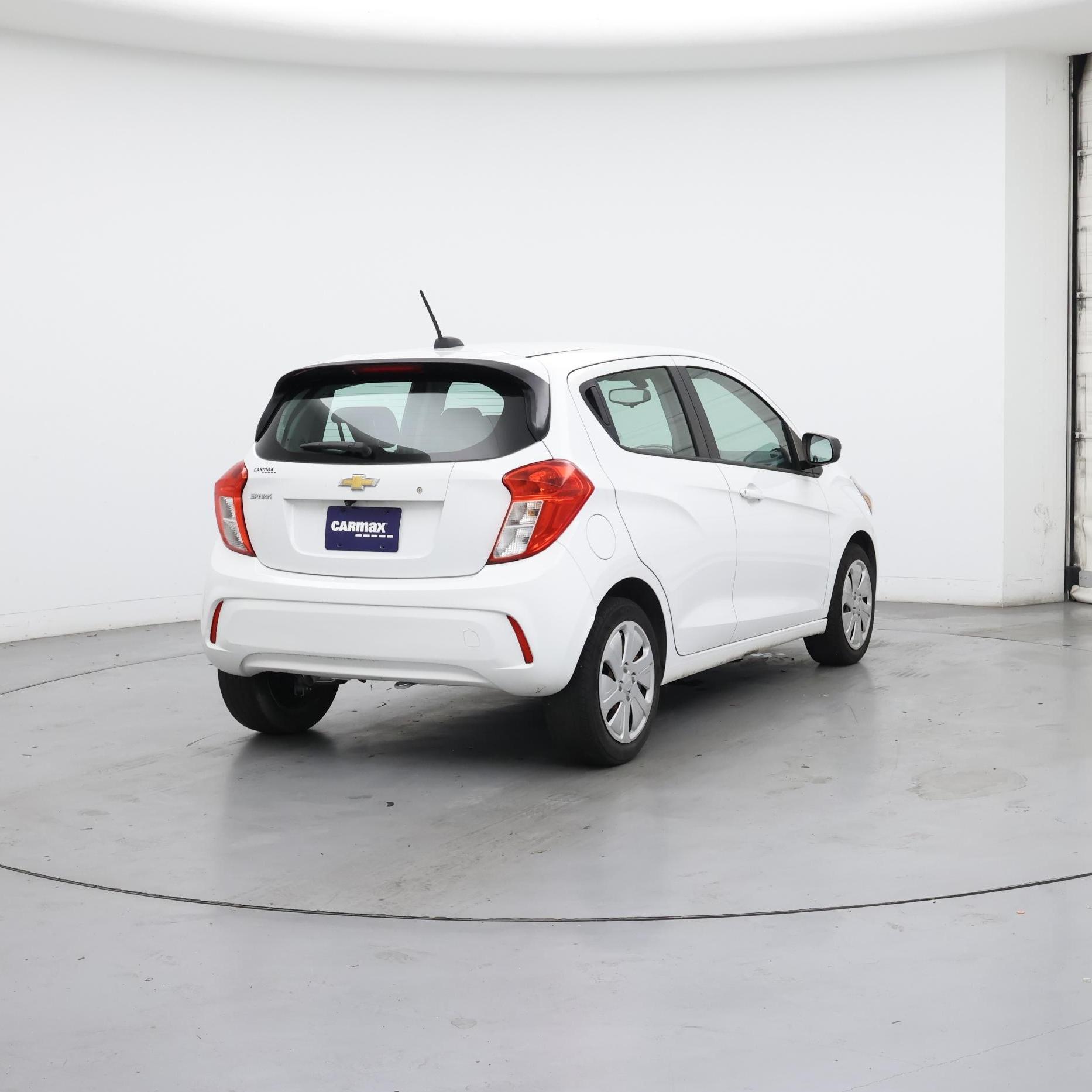 Thumbnail: 2018 Chevrolet Spark - 8