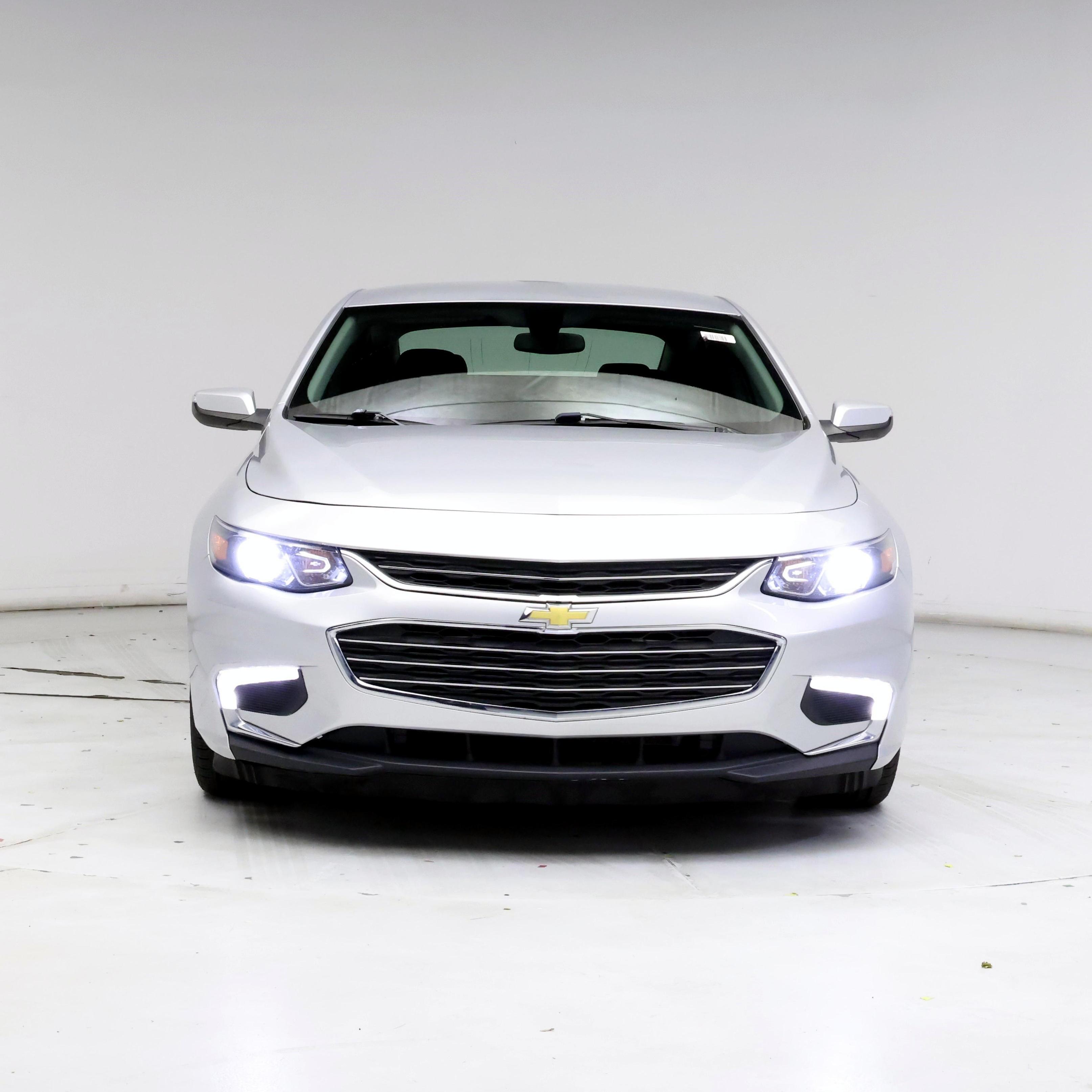Thumbnail: 2018 Chevrolet Malibu - 5