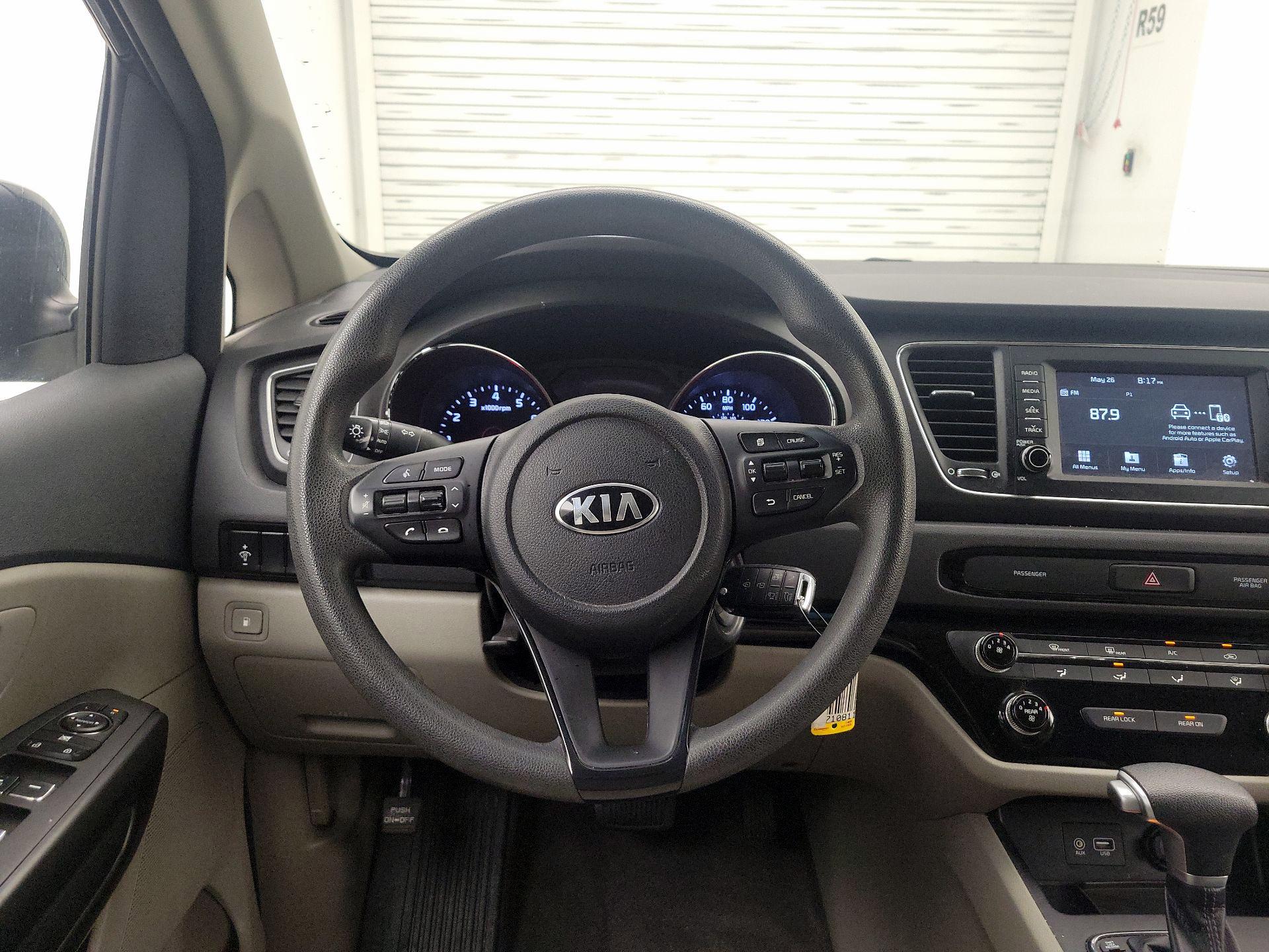 Thumbnail: 2021 Kia Sedona - 10