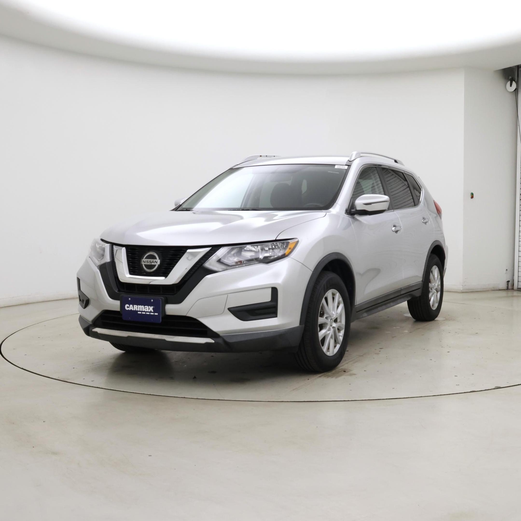 Thumbnail: 2018 Nissan Rogue - 4