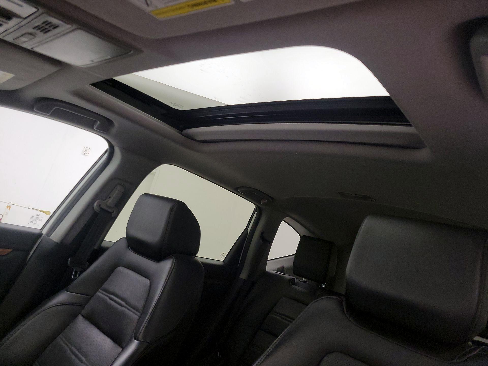 Thumbnail: 2017 Honda CR-V - 19