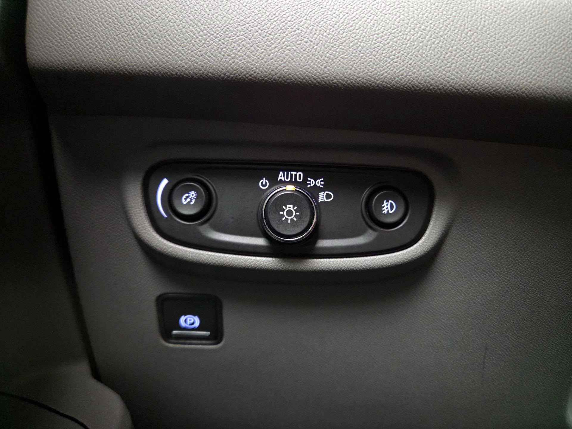 Thumbnail: 2018 GMC Terrain - 13