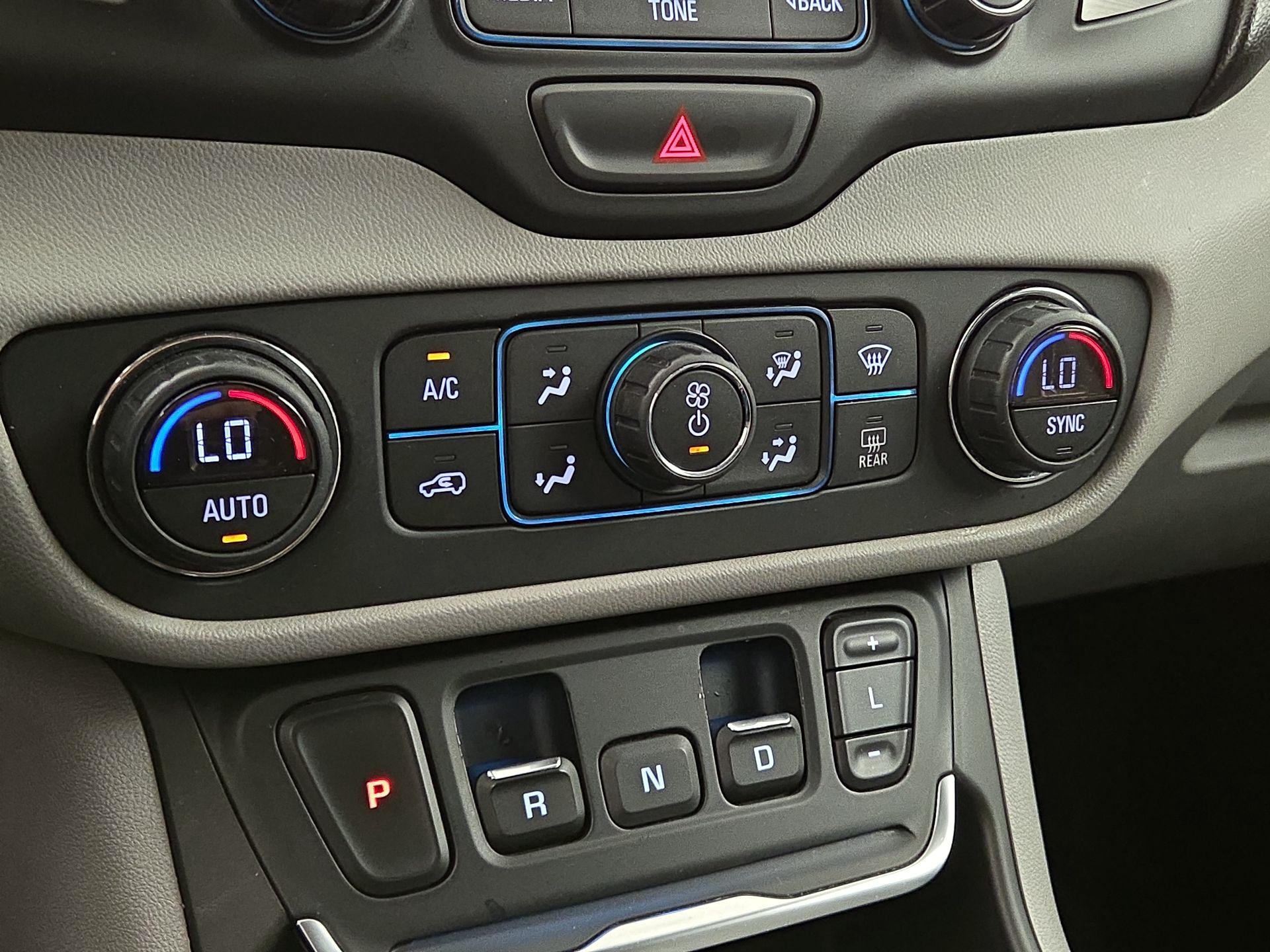 Thumbnail: 2018 GMC Terrain - 16