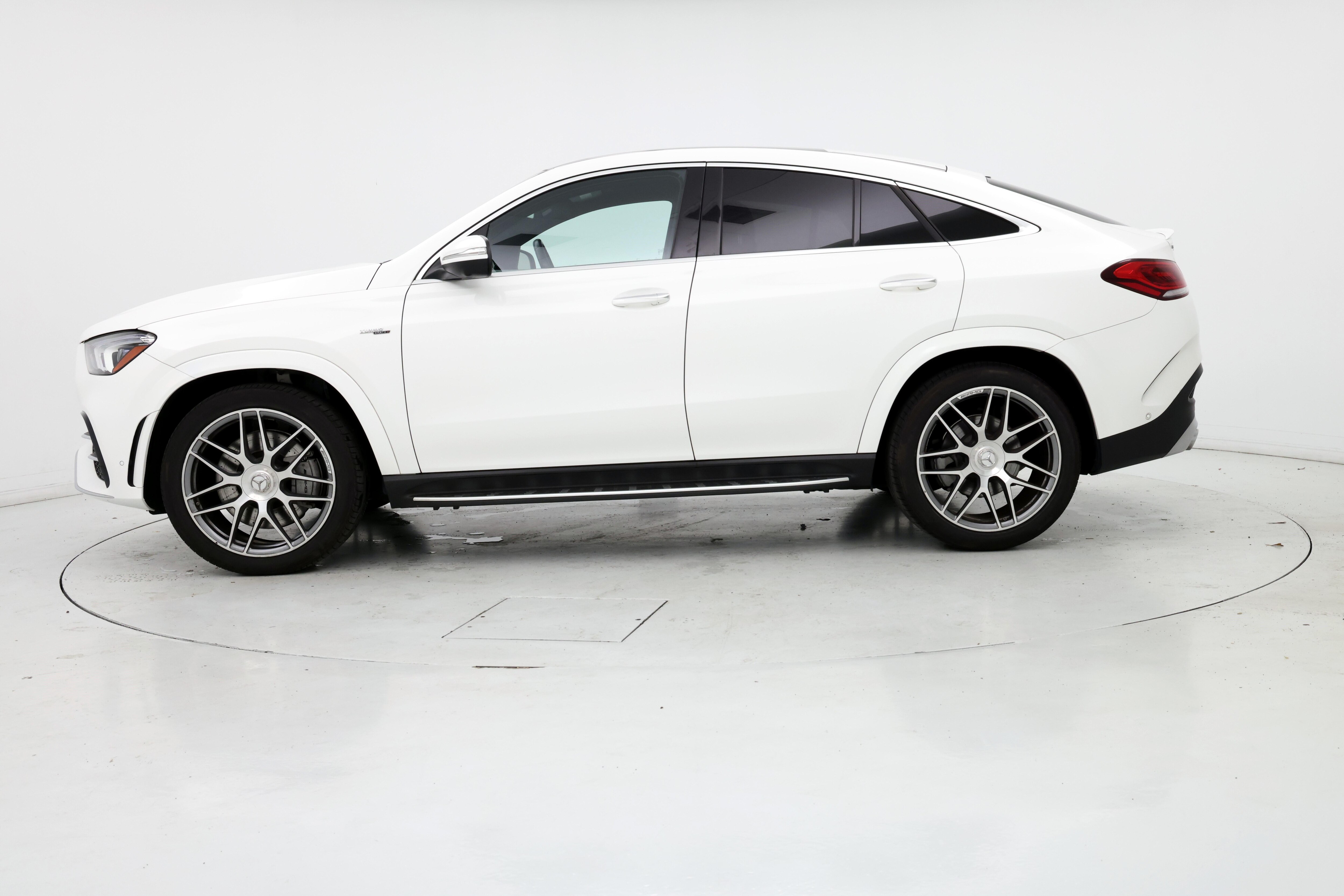 Thumbnail: 2021 Mercedes-Benz GLE - 3