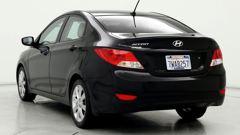 2012 Hyundai Accent GLS 2