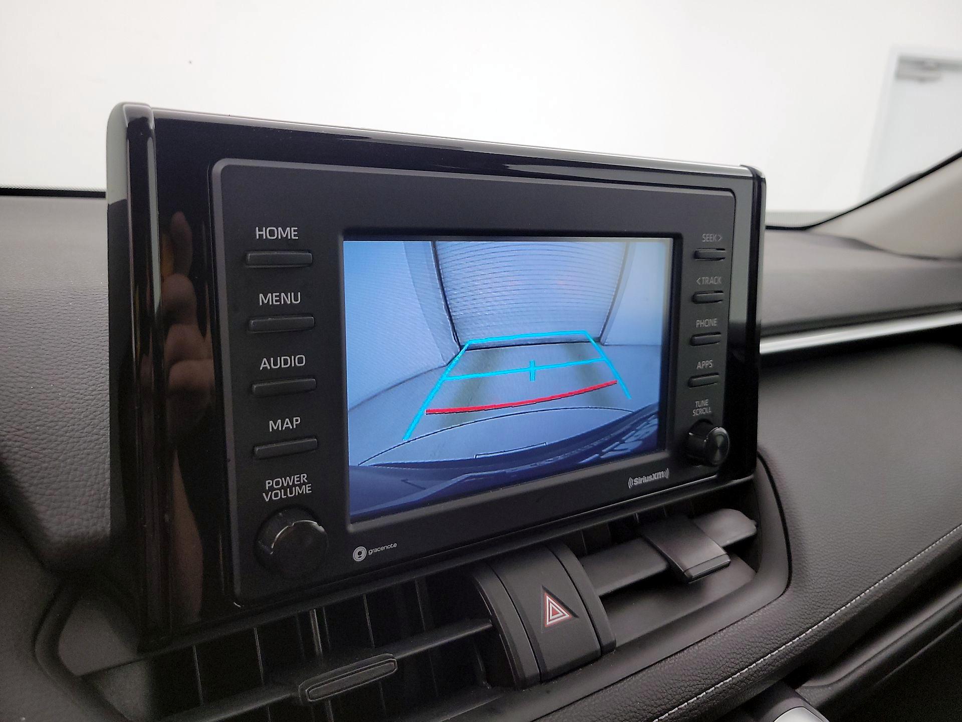 Thumbnail: 2021 Toyota RAV4 - 15