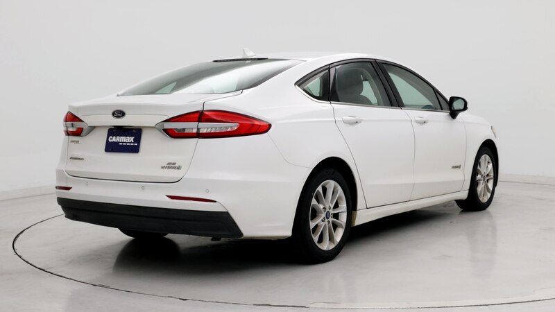 2019 Ford Fusion SE 8