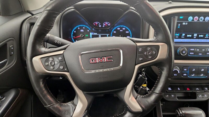 2017 GMC Canyon Denali 10