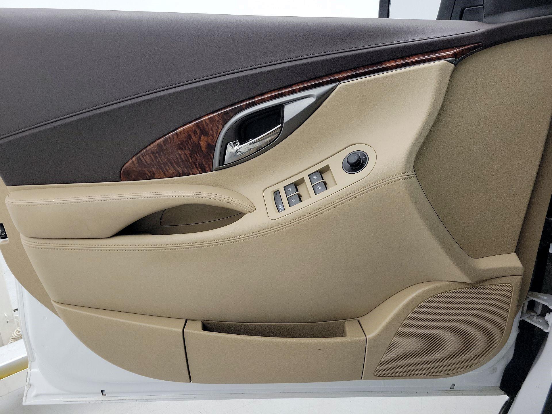 Thumbnail: 2013 Buick LaCrosse - 12