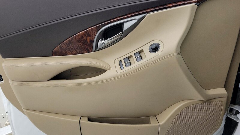 2013 Buick LaCrosse  12