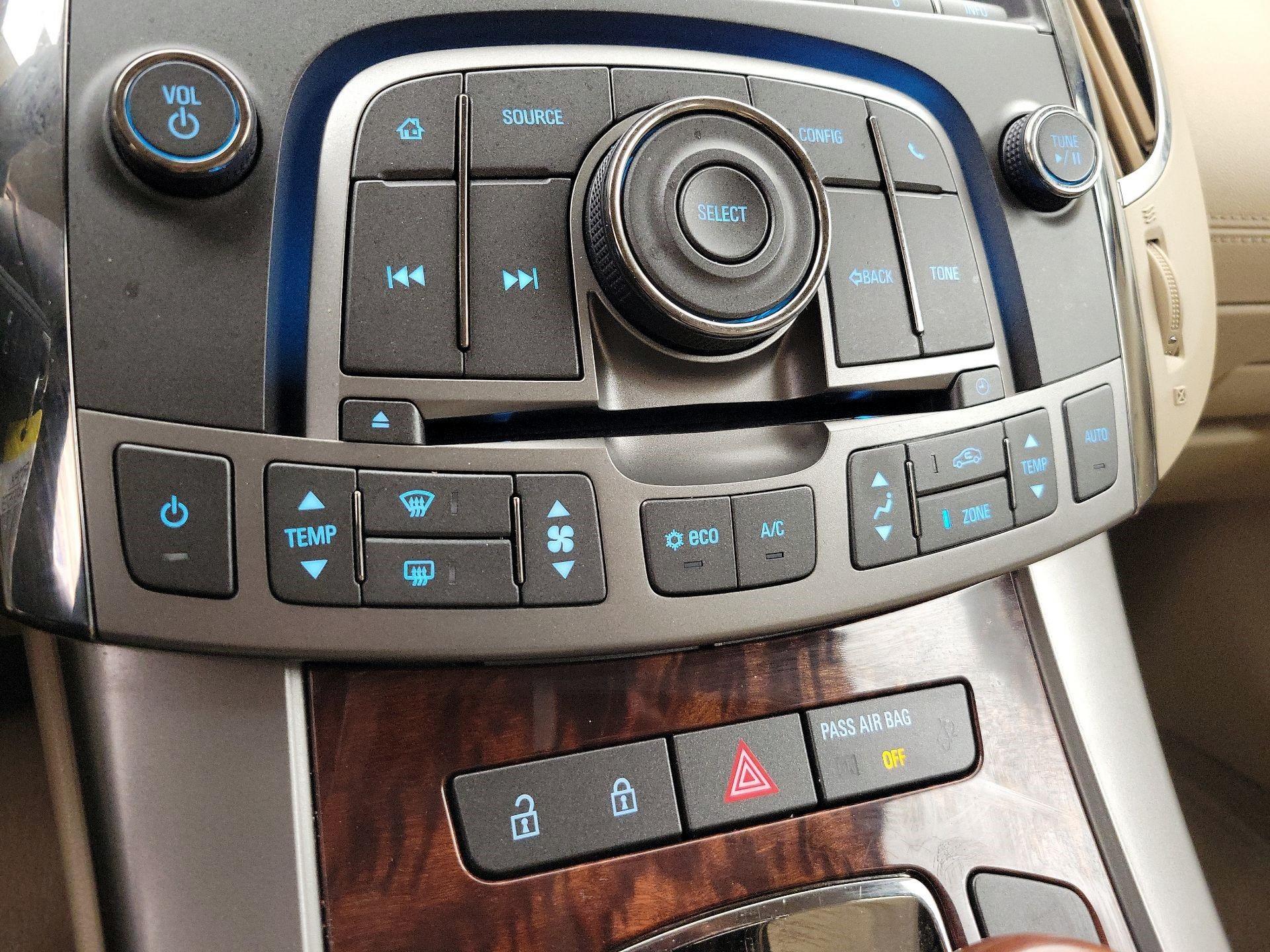Thumbnail: 2013 Buick LaCrosse - 15