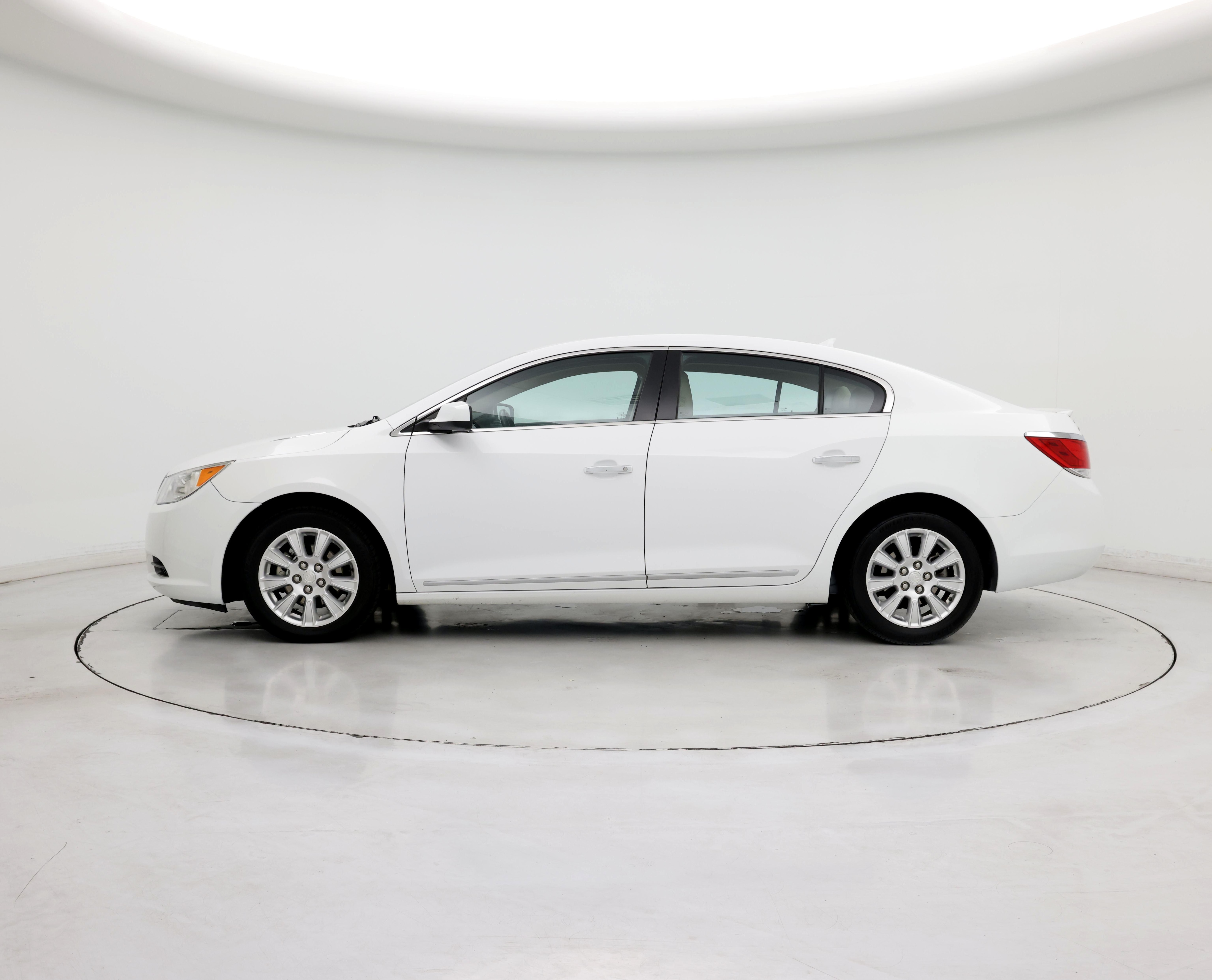 Thumbnail: 2013 Buick LaCrosse - 3
