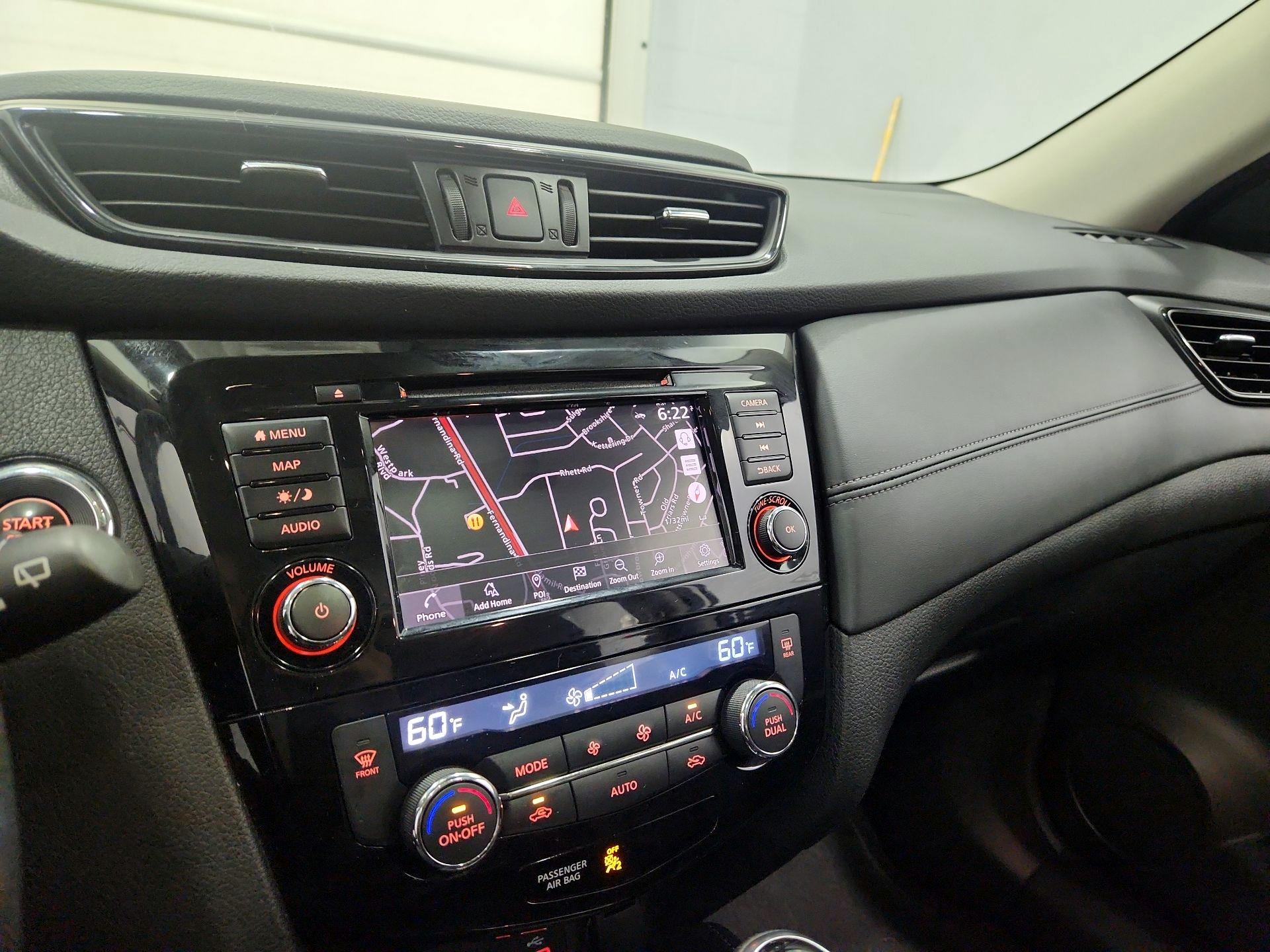 Thumbnail: 2019 Nissan Rogue - 14