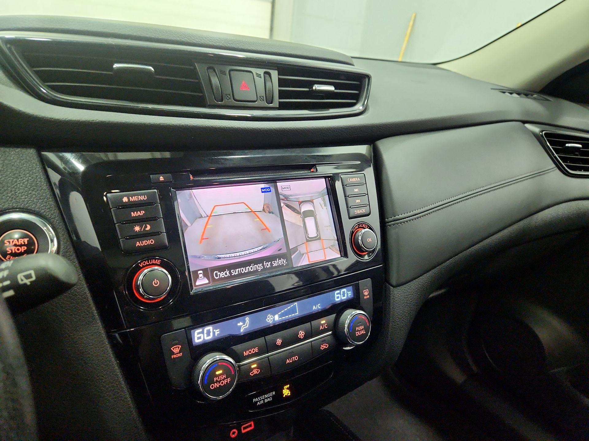 Thumbnail: 2019 Nissan Rogue - 15