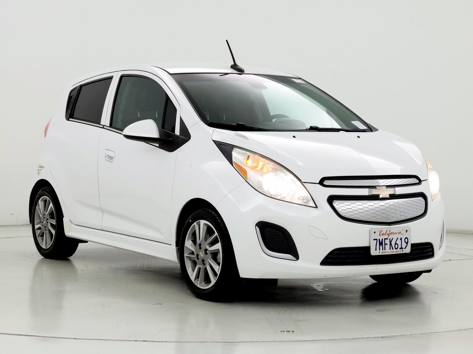Used 2014 Chevrolet Spark 2LT with VIN KL8CL6S0XEC480437 for sale in Kenosha, WI