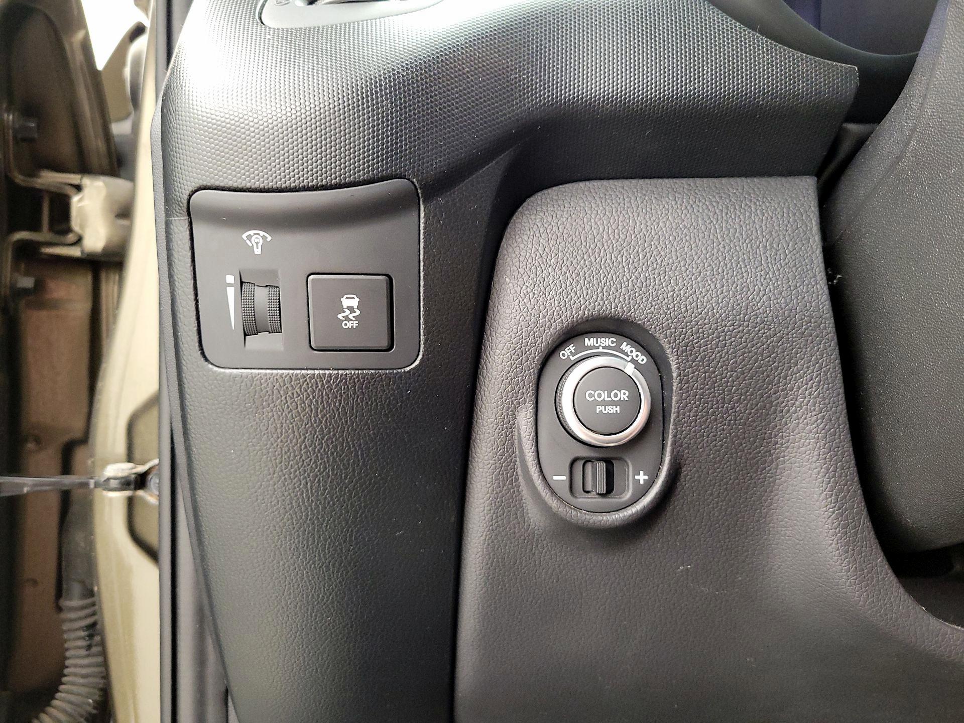 Thumbnail: 2013 Kia Soul - 13