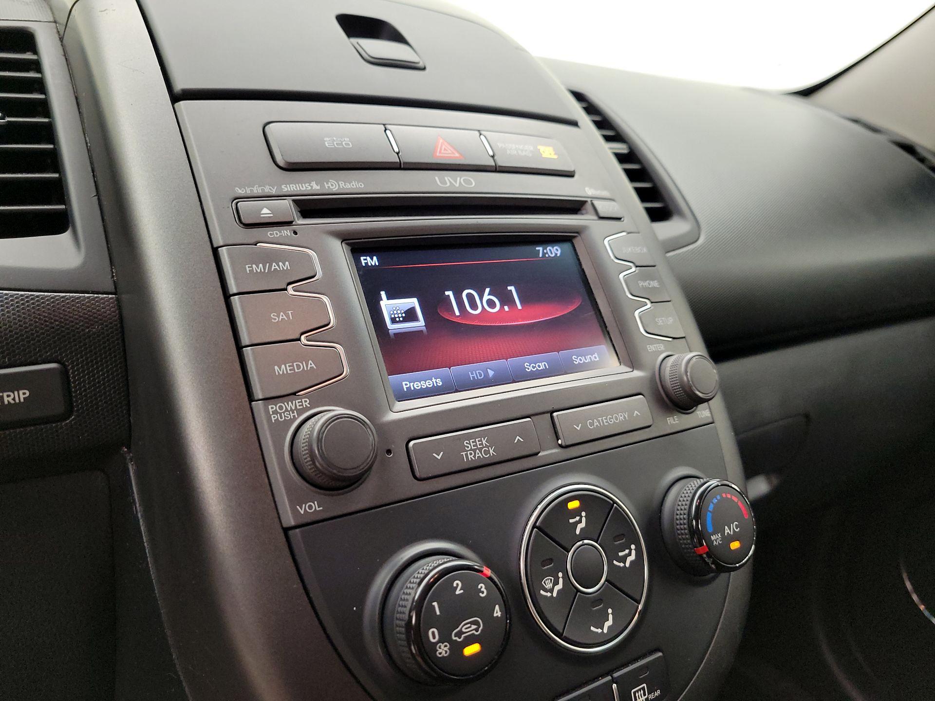 Thumbnail: 2013 Kia Soul - 15