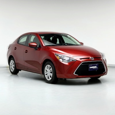 Yaris Red Exterior for Sale