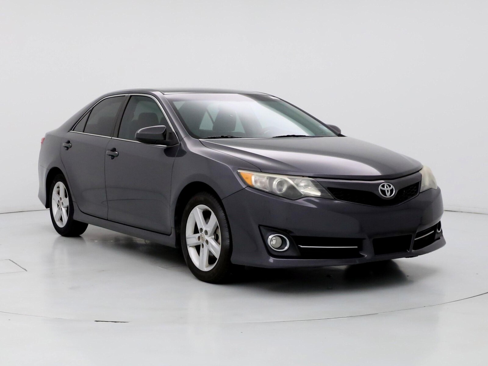 Used 2013 Toyota Camry SE with VIN 4T1BF1FK2DU216190 for sale in Kenosha, WI