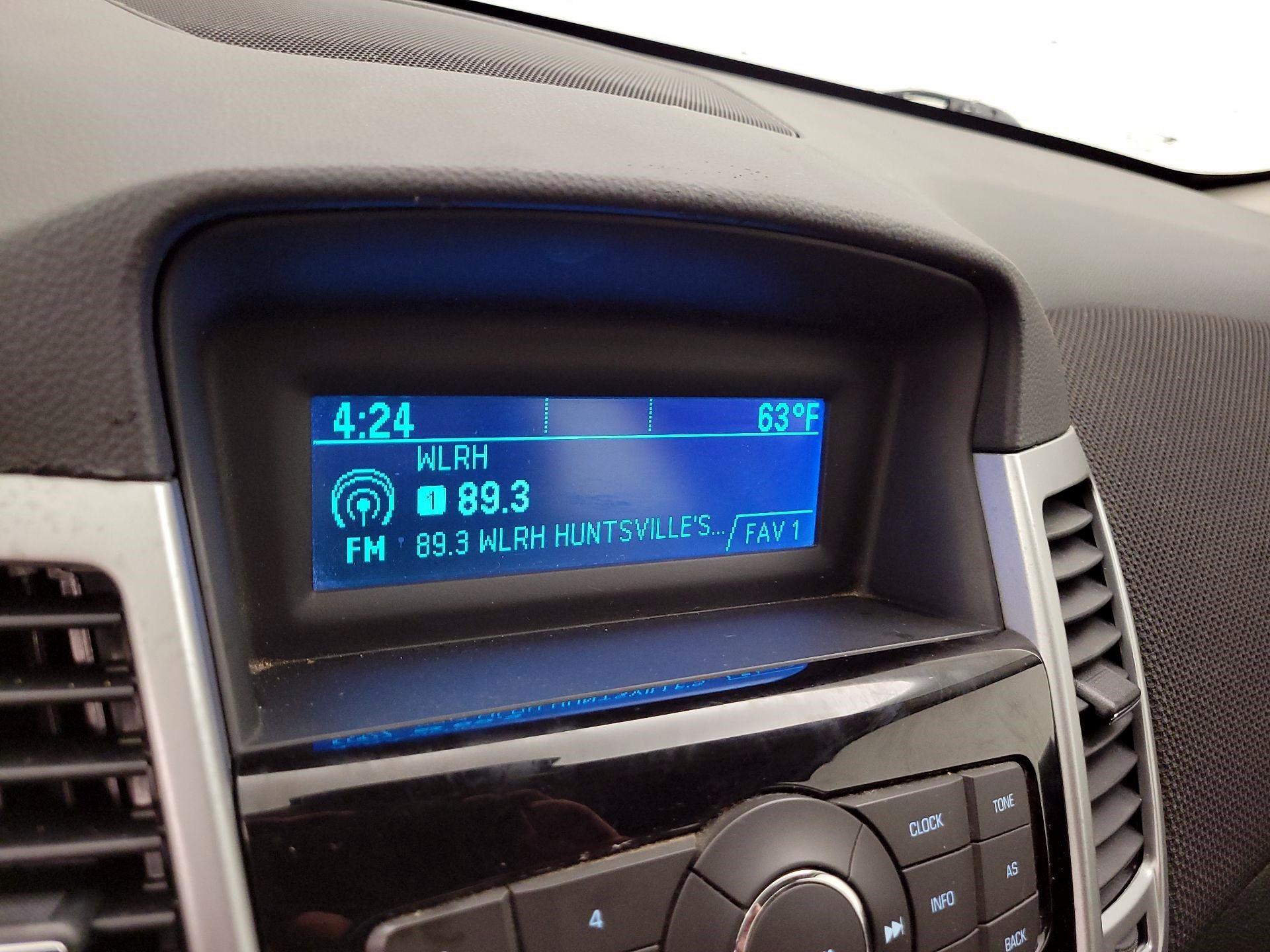 Thumbnail: 2016 Chevrolet Cruze - 14