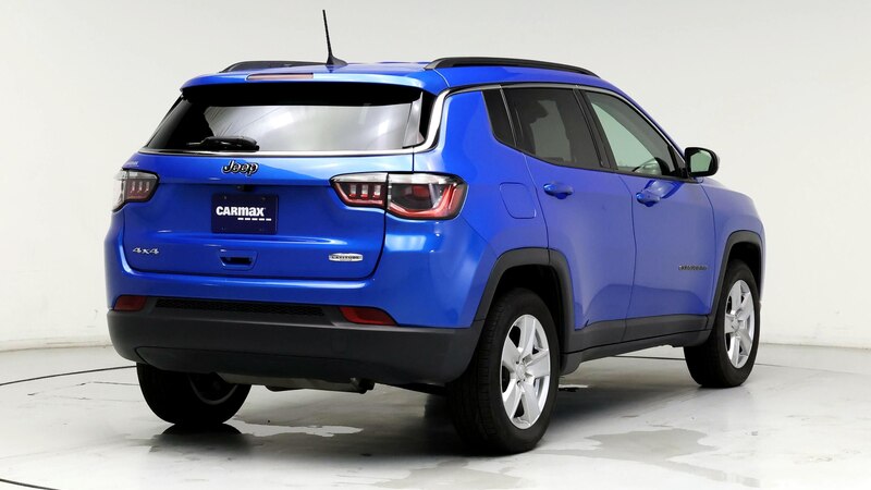 2022 Jeep Compass Latitude 8