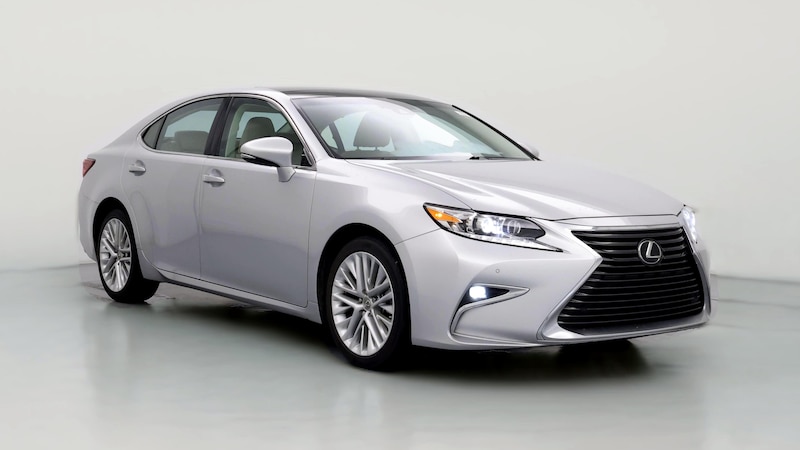 2016 Lexus ES 350 Hero Image