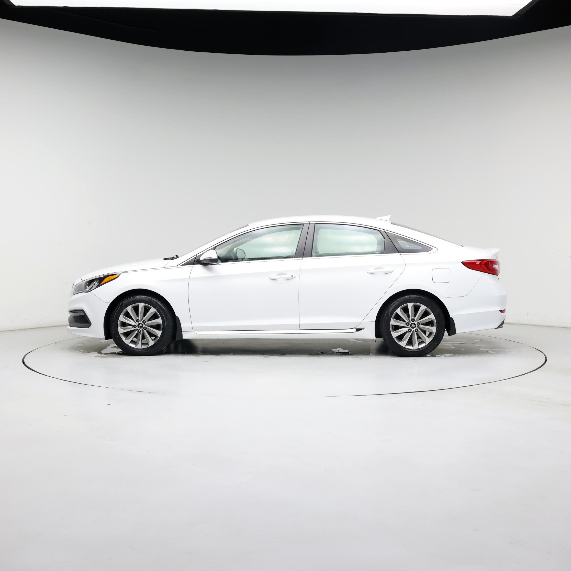 Thumbnail: 2017 Hyundai Sonata - 3