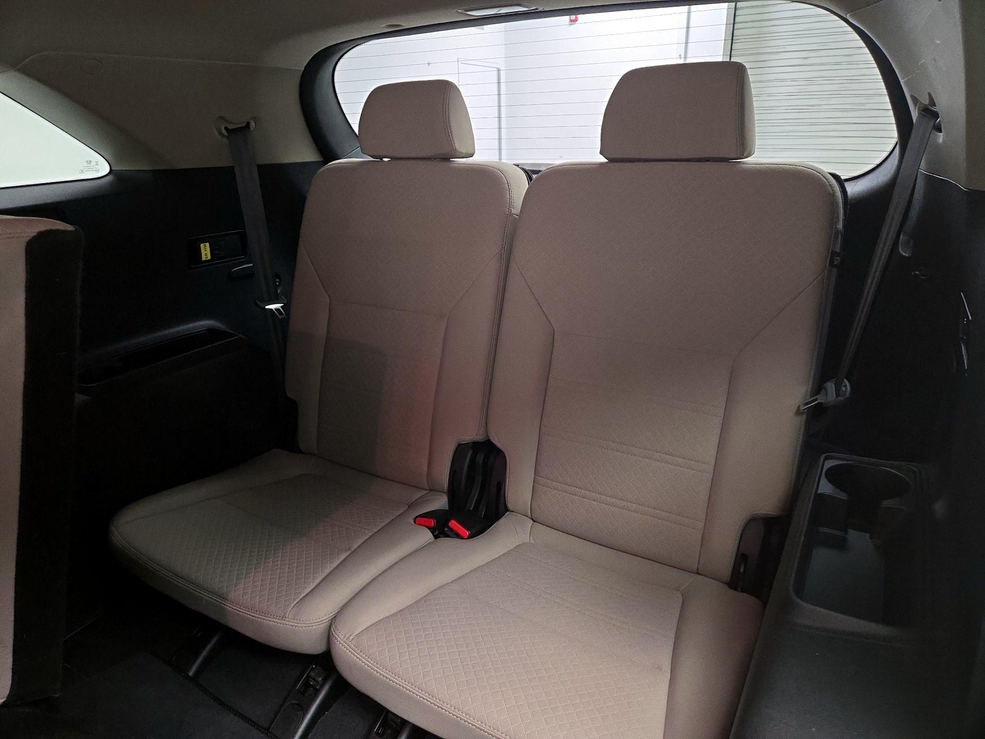 Thumbnail: 2019 Kia Sorento - 20