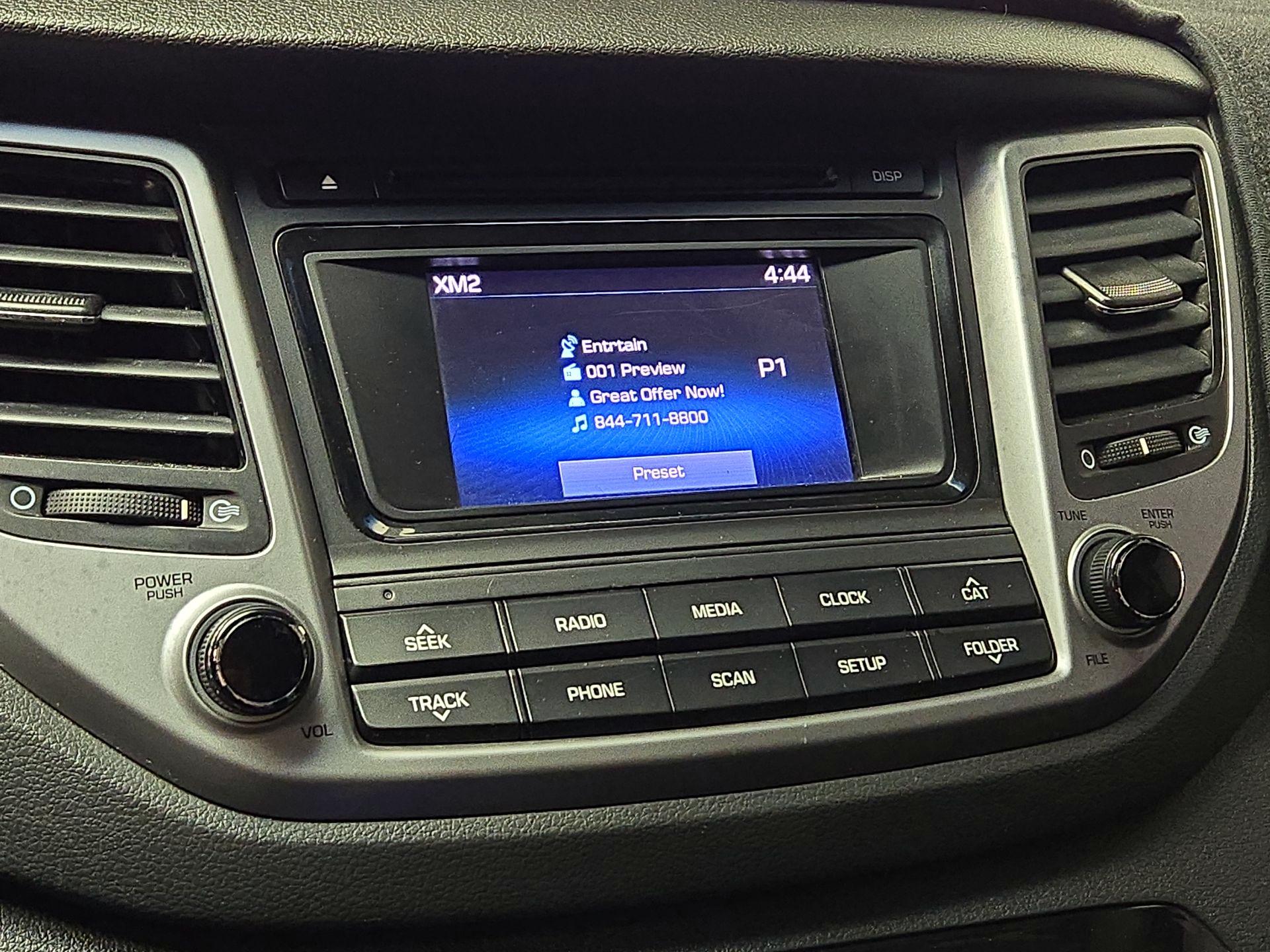 Thumbnail: 2016 Hyundai Tucson - 15