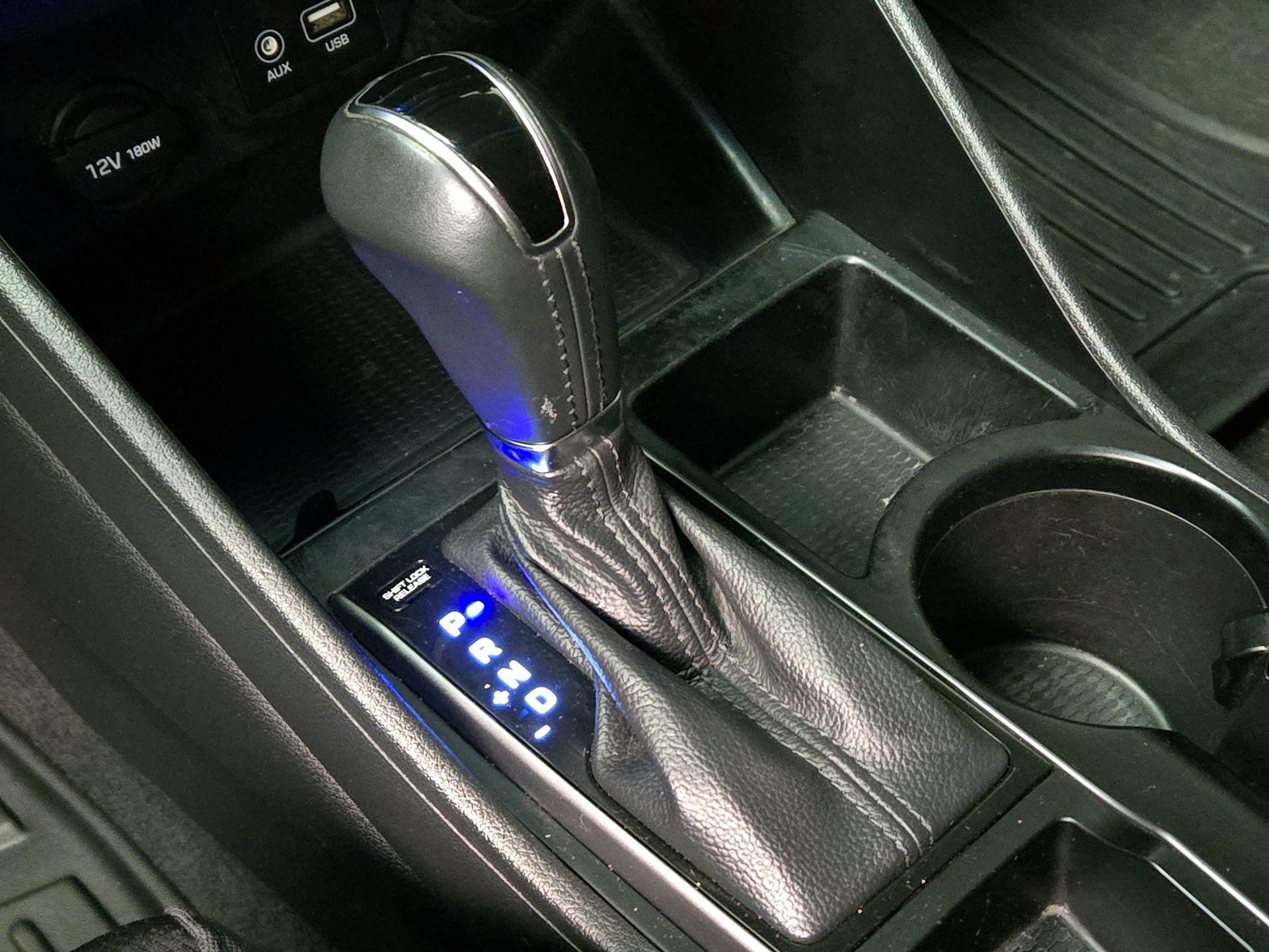 Thumbnail: 2016 Hyundai Tucson - 17