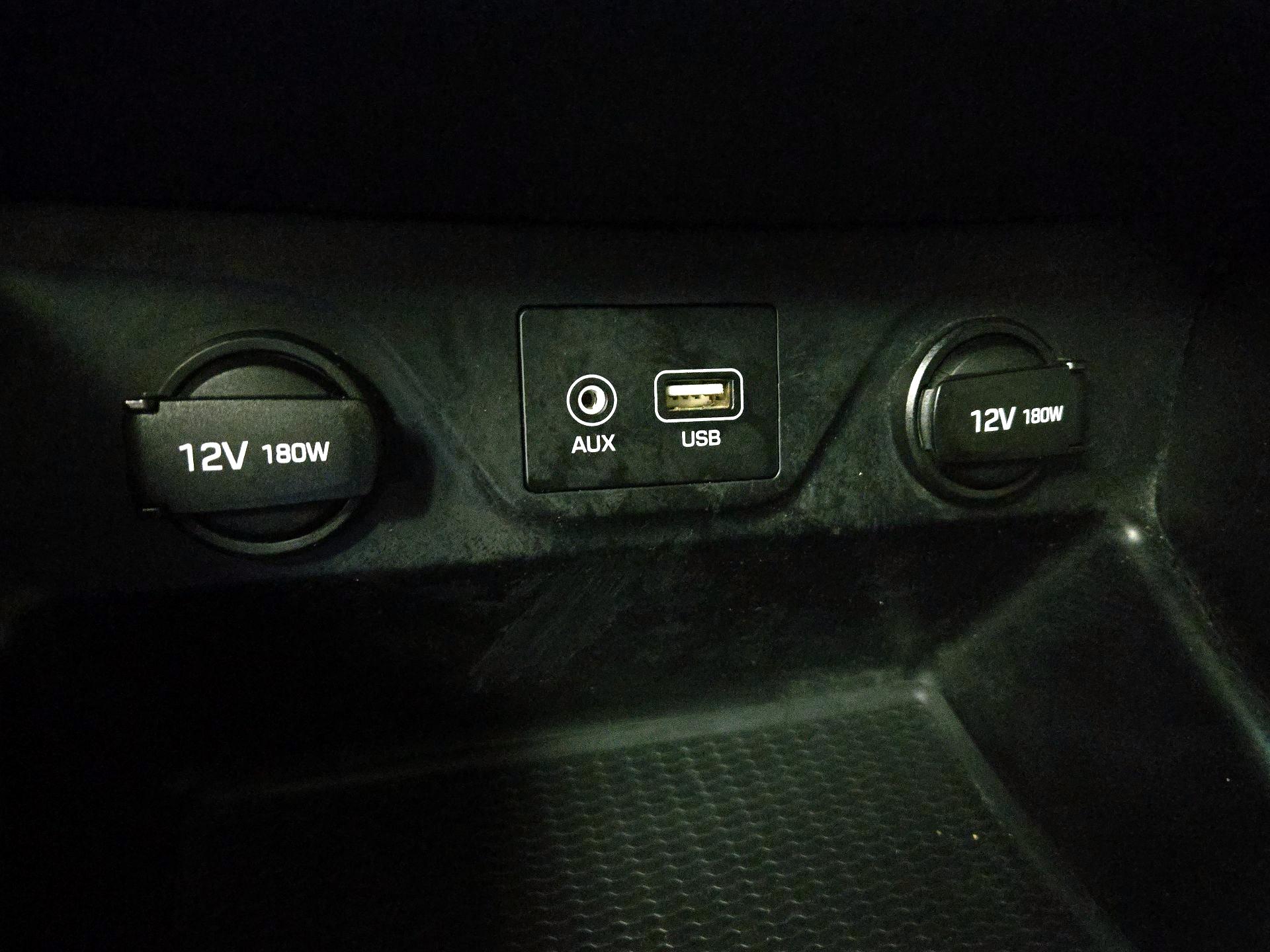 Thumbnail: 2016 Hyundai Tucson - 18