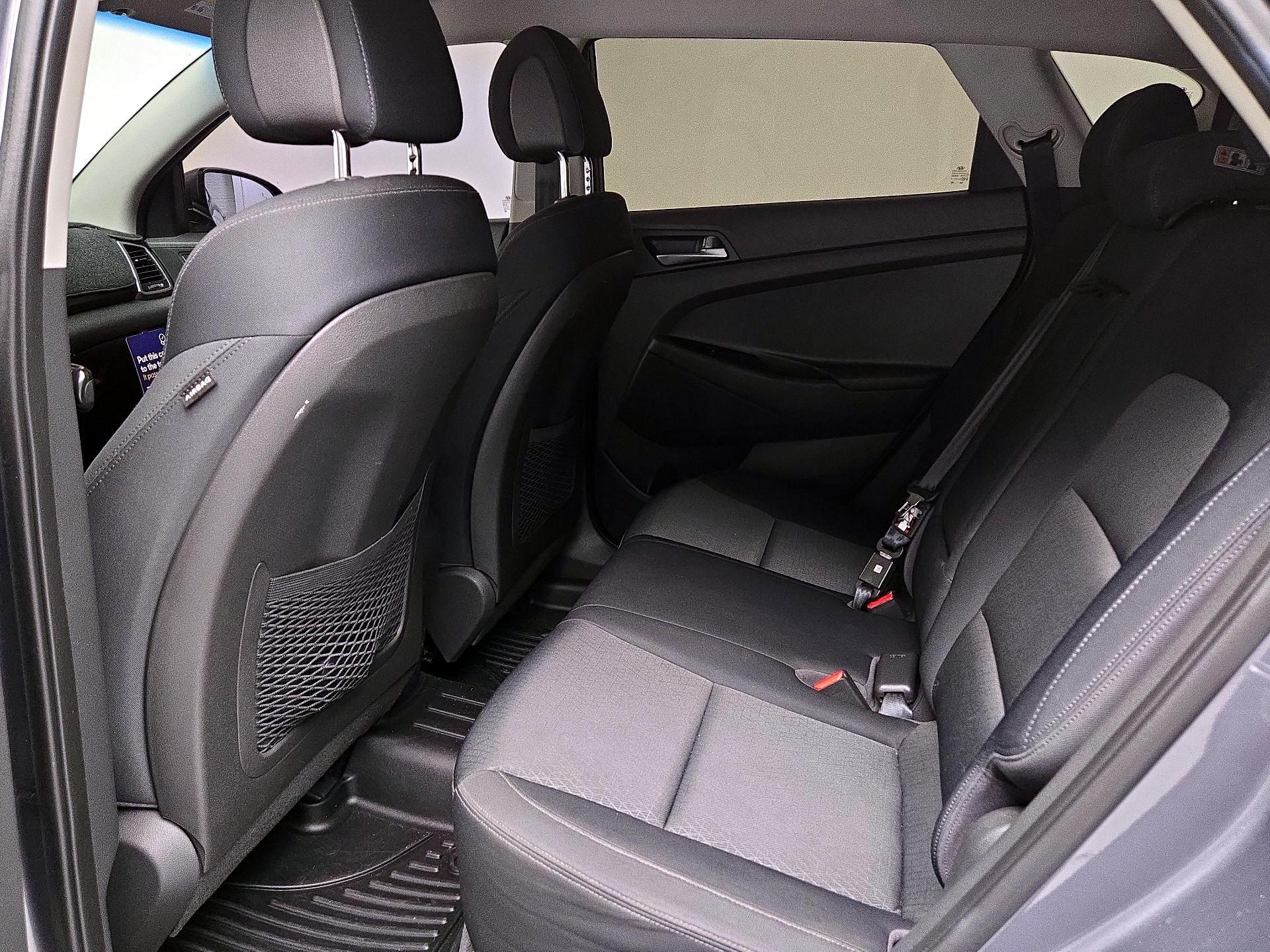 Thumbnail: 2016 Hyundai Tucson - 19