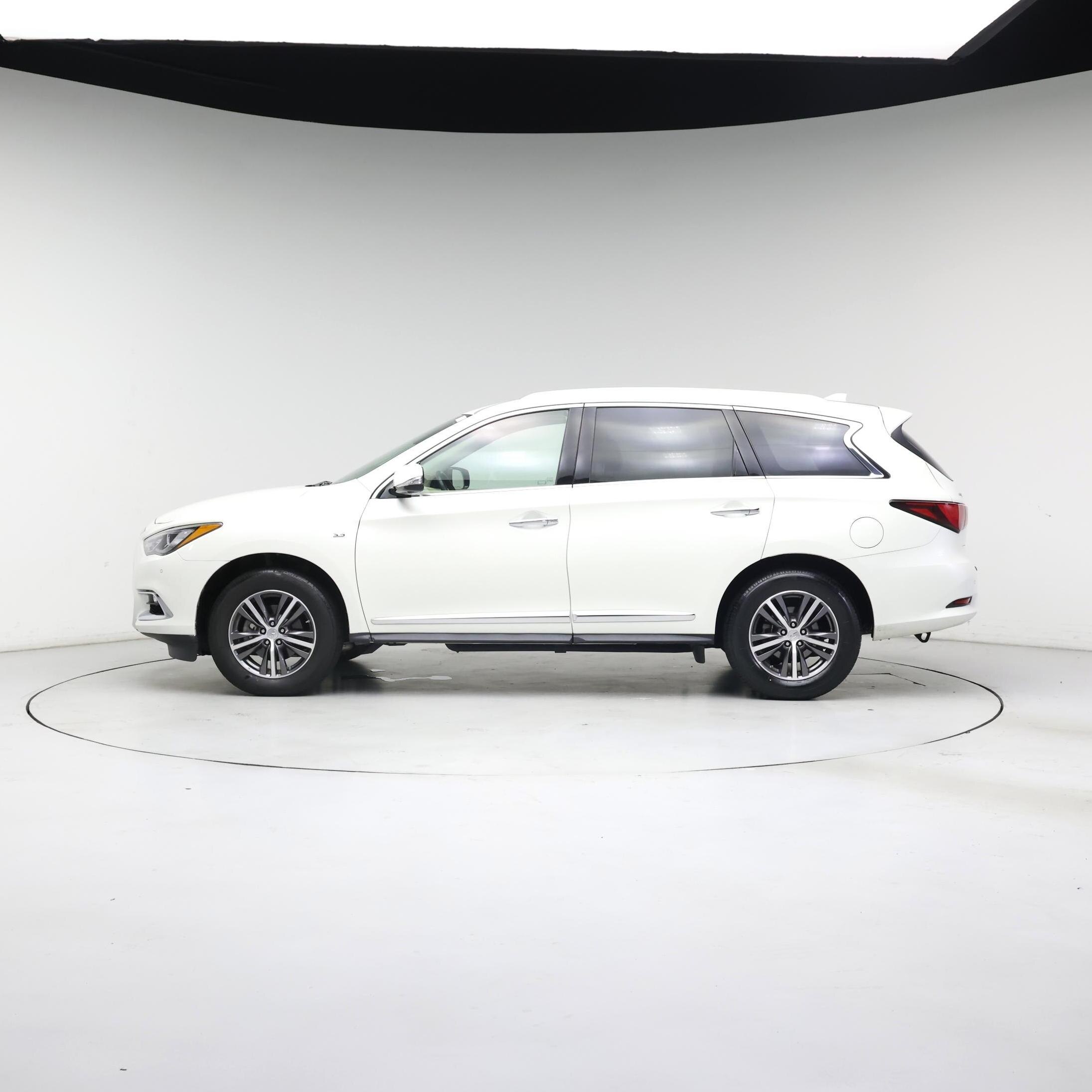 Thumbnail: 2019 INFINITI QX60 - 3