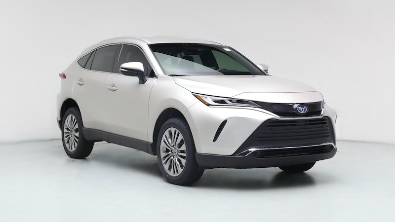 2022 Toyota Venza XLE Hero Image