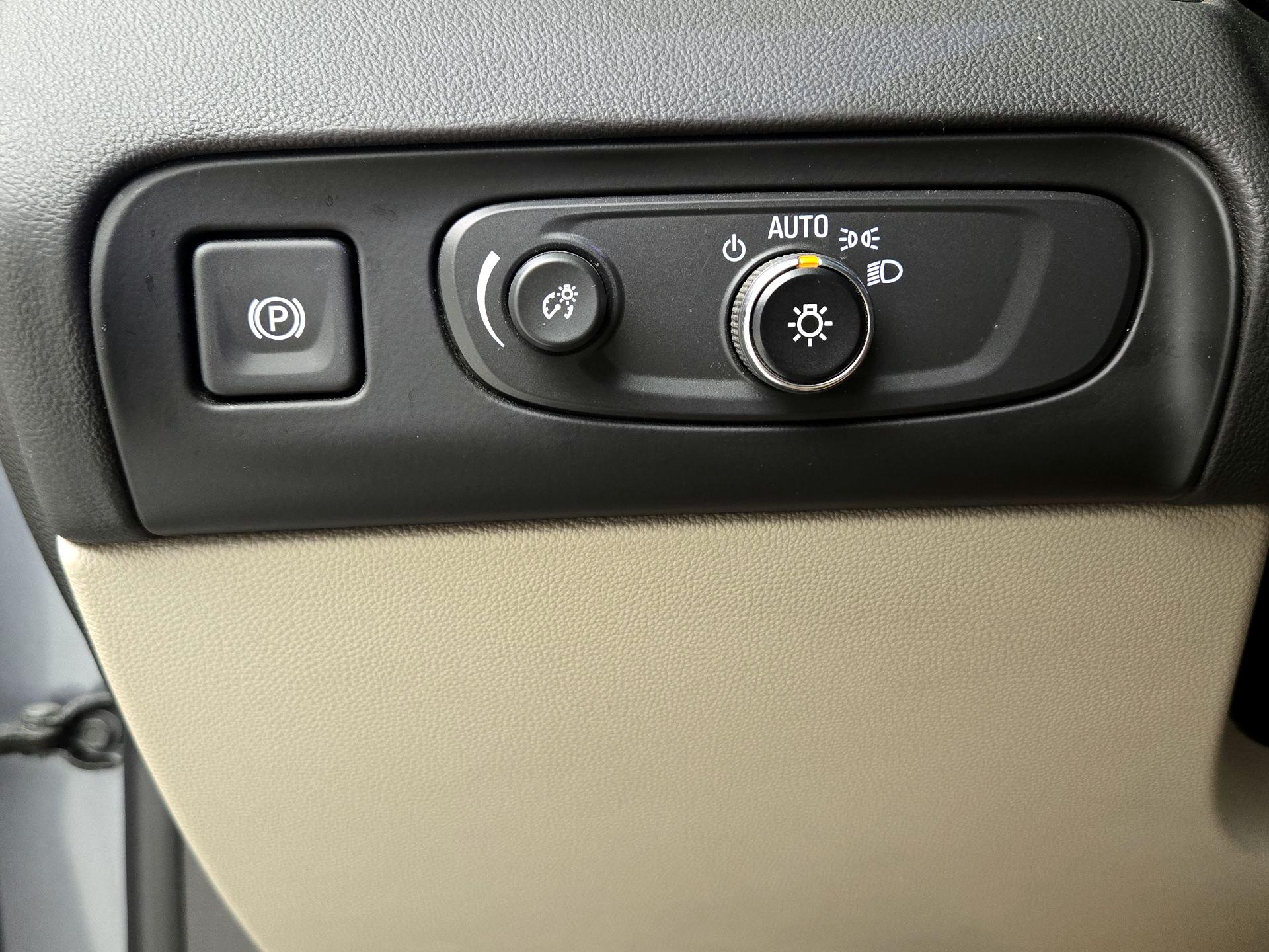 Thumbnail: 2021 Buick Enclave - 13
