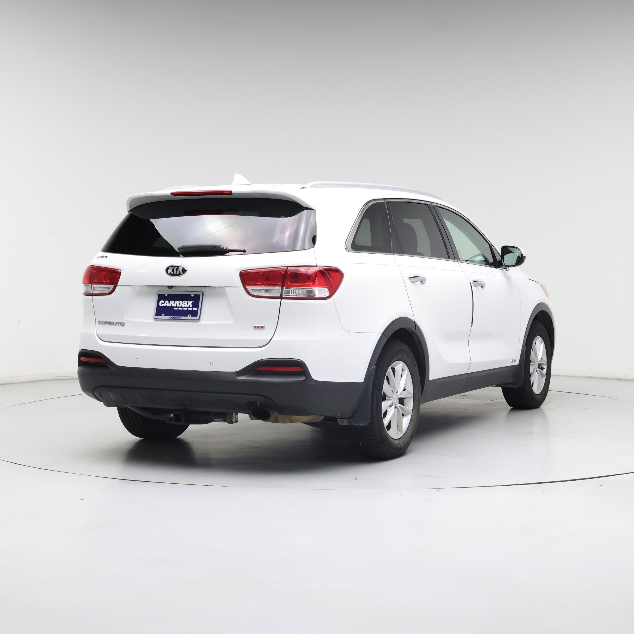 Thumbnail: 2017 Kia Sorento - 8