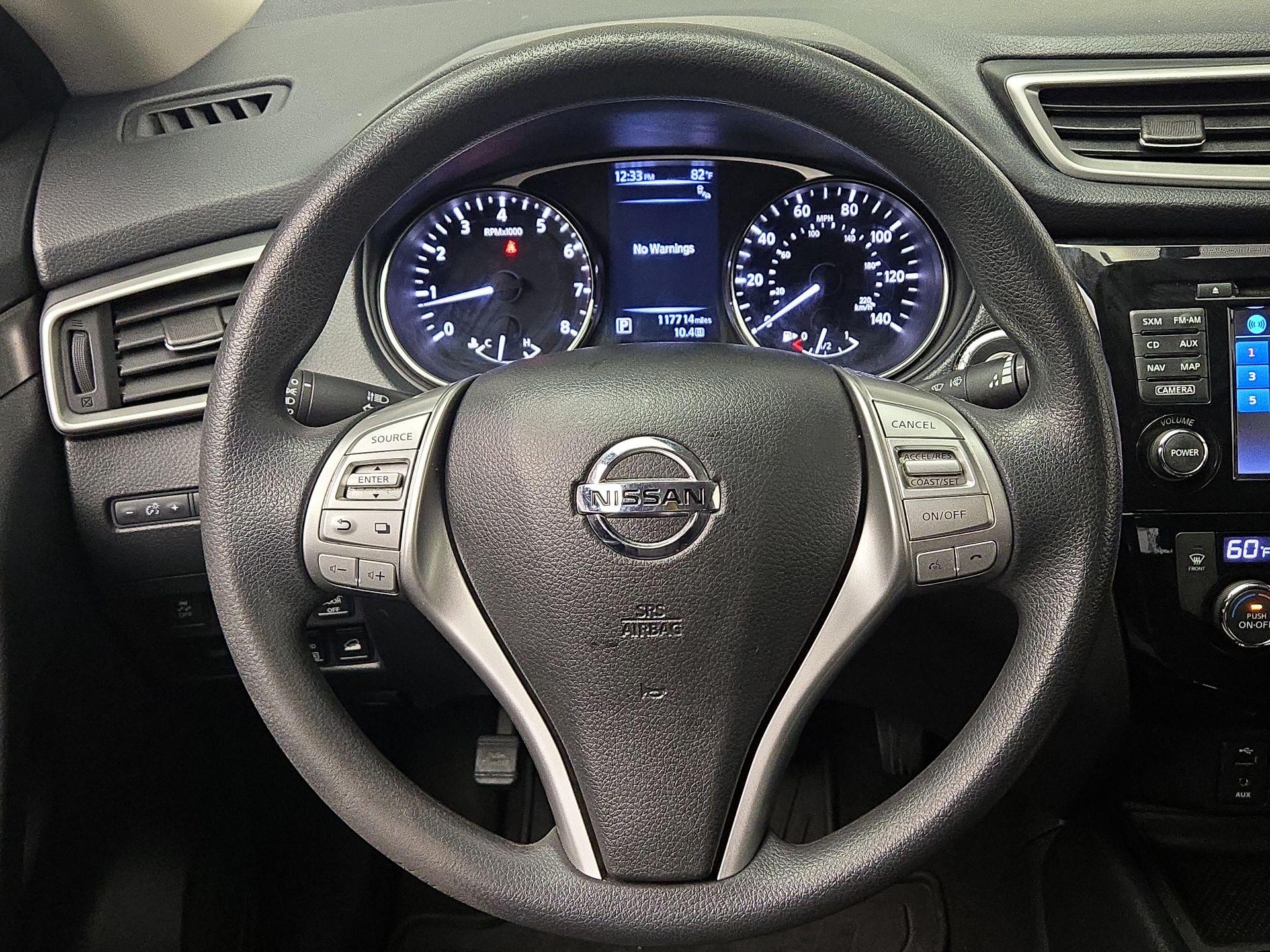Thumbnail: 2016 Nissan Rogue - 10