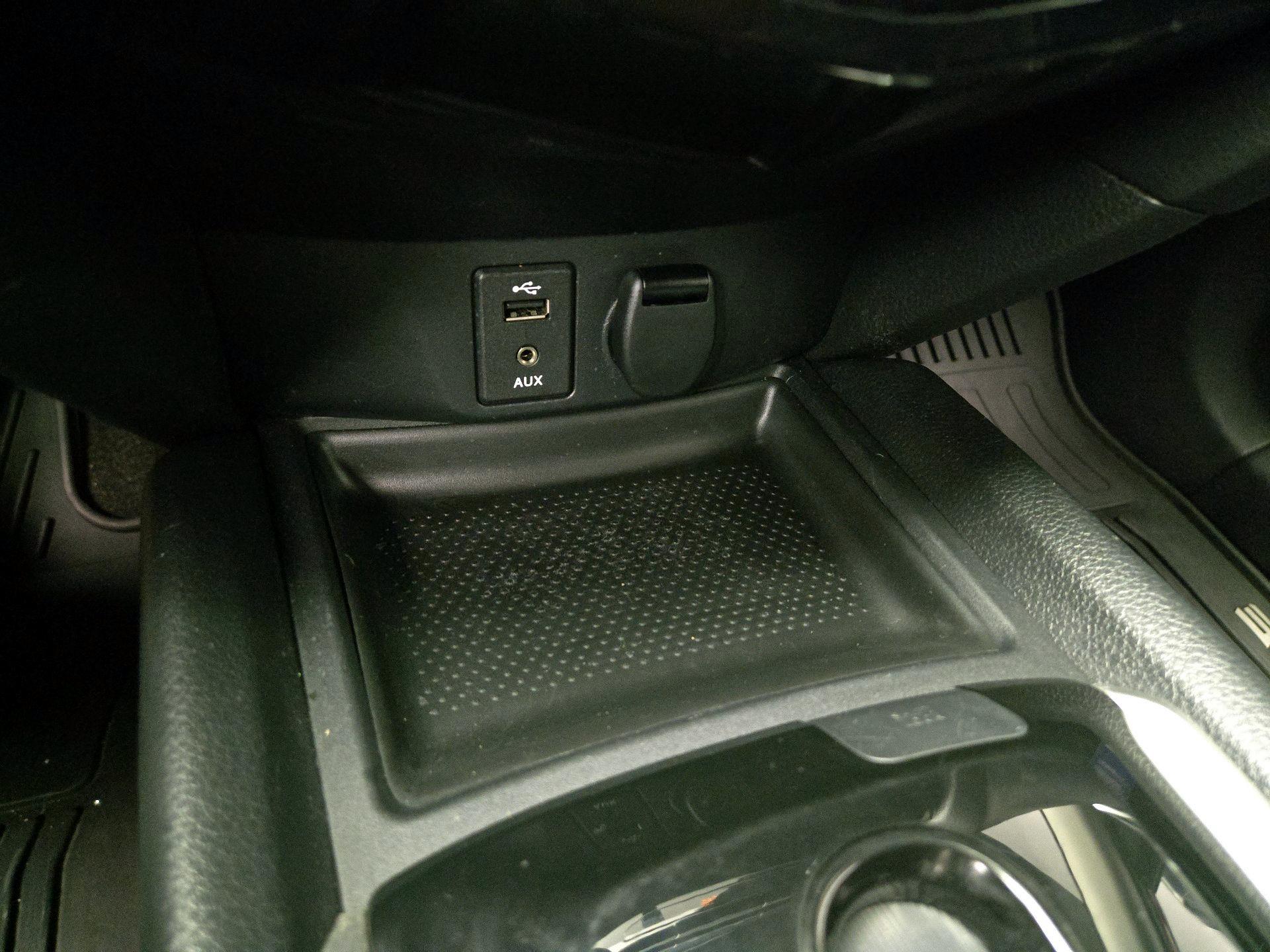 Thumbnail: 2016 Nissan Rogue - 19
