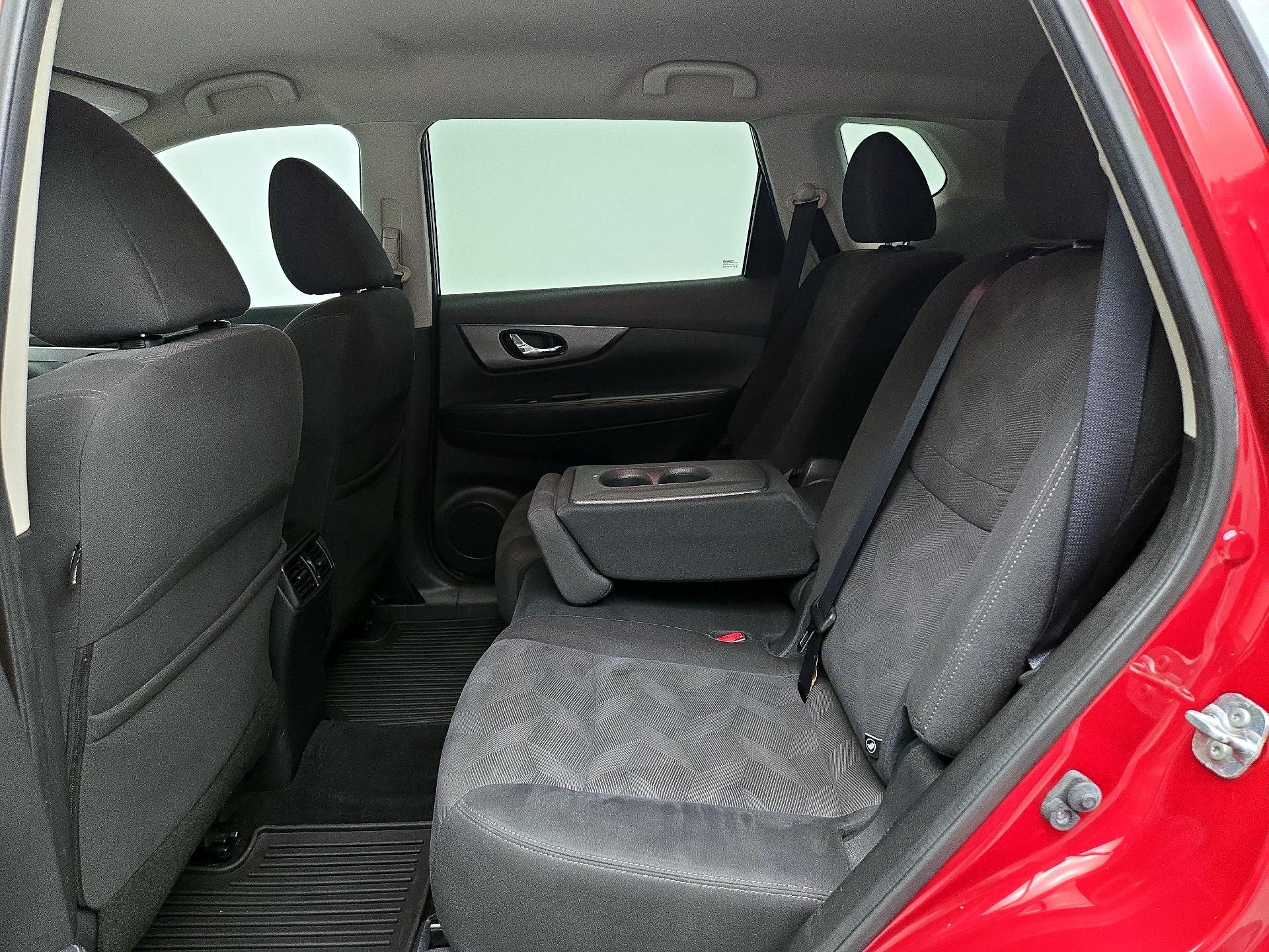 Thumbnail: 2016 Nissan Rogue - 20