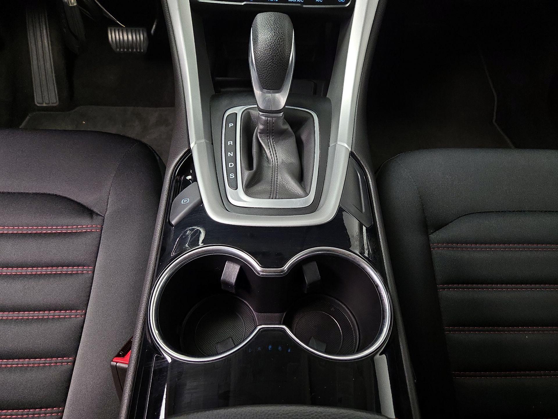 Thumbnail: 2014 Ford Fusion - 17