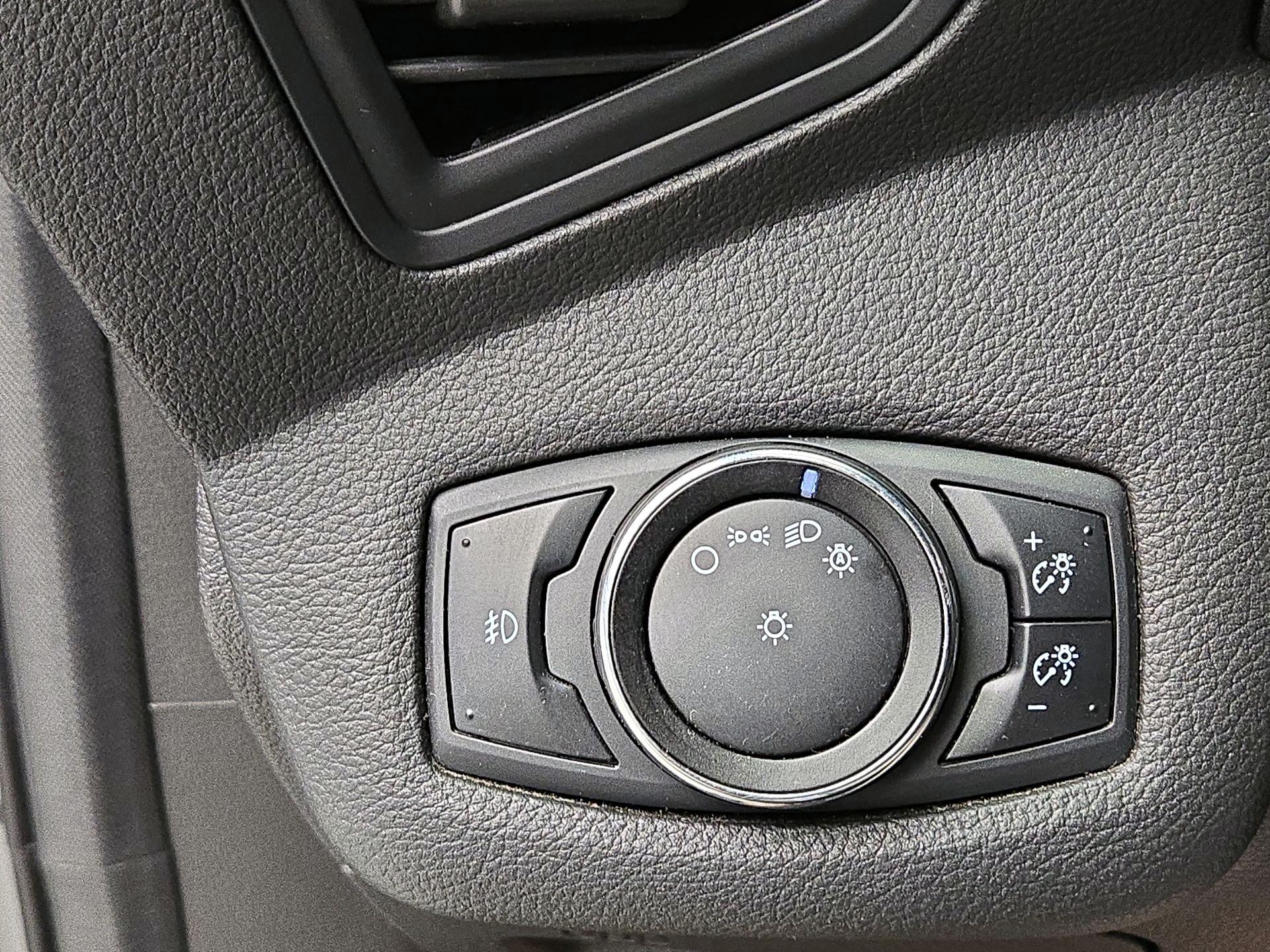 Thumbnail: 2014 Ford Escape - 13