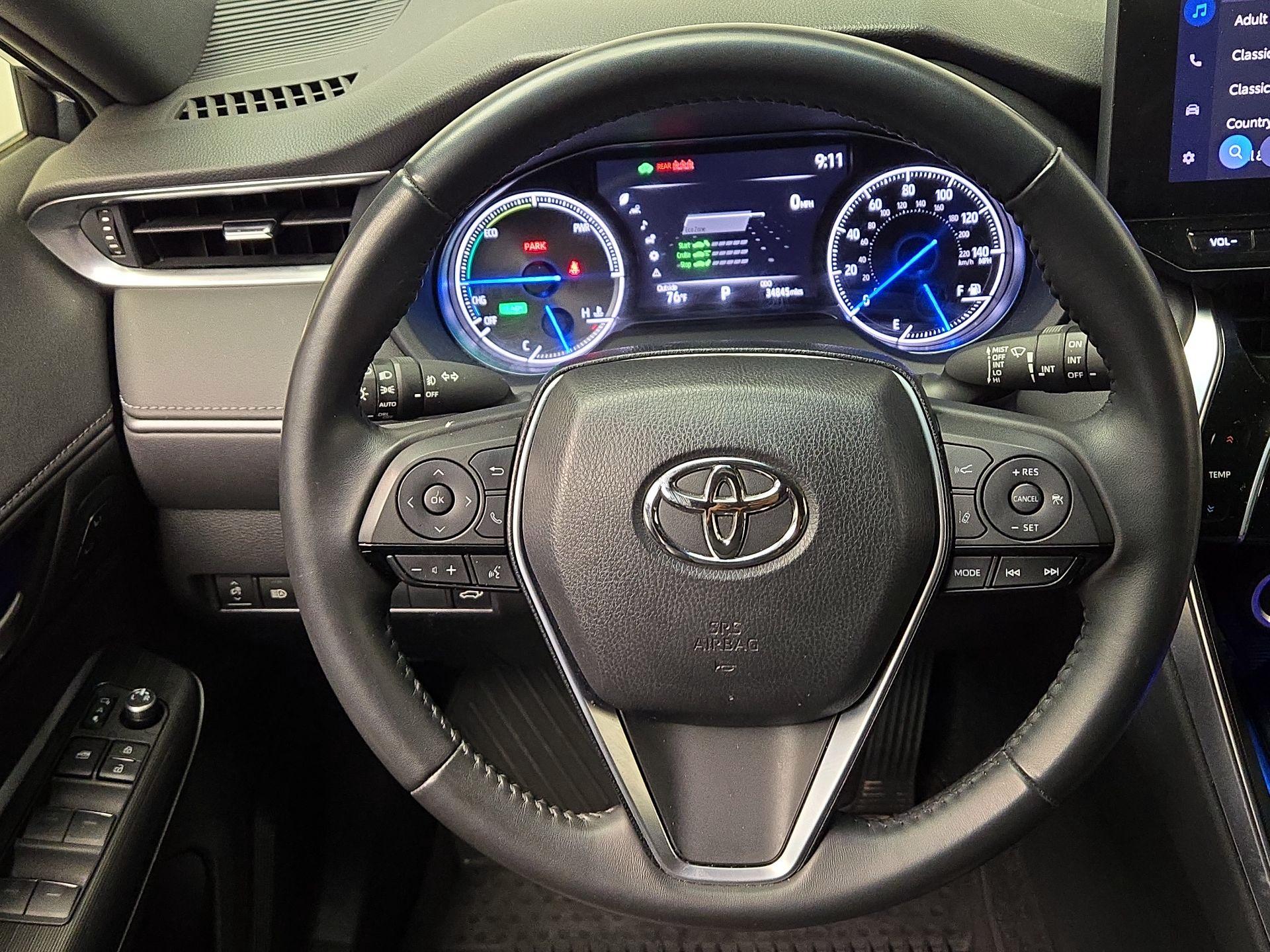 Thumbnail: 2023 Toyota Venza - 10