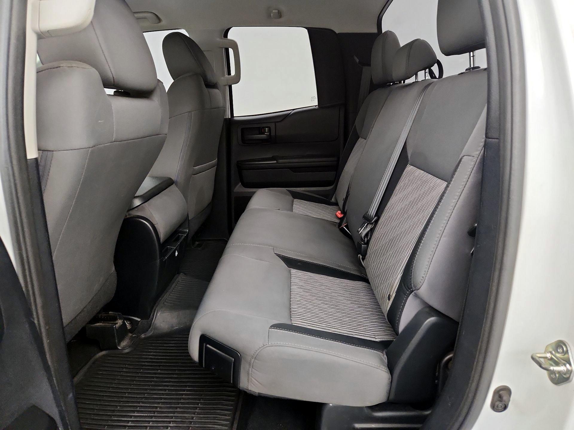Thumbnail: 2014 Toyota Tundra - 19